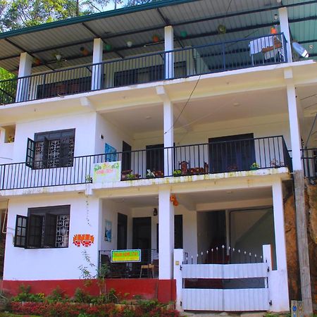 Thilini Homestay Ella Kültér fotó
